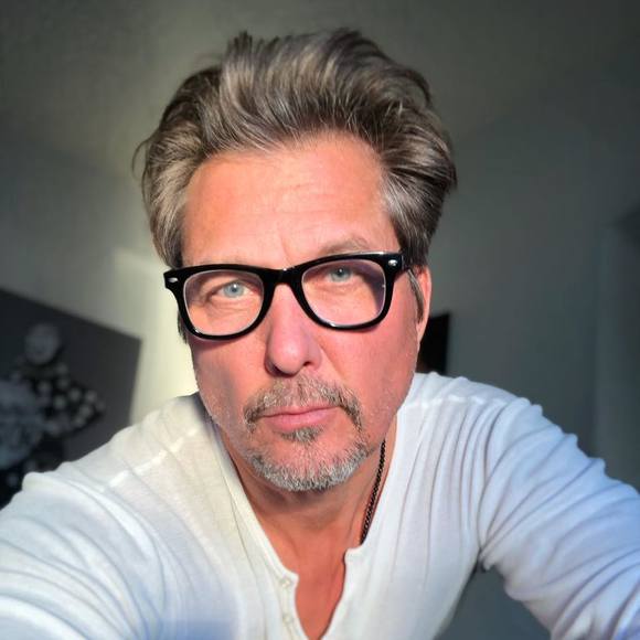 Meet your Posher, Jeff - Picture 1 of 1